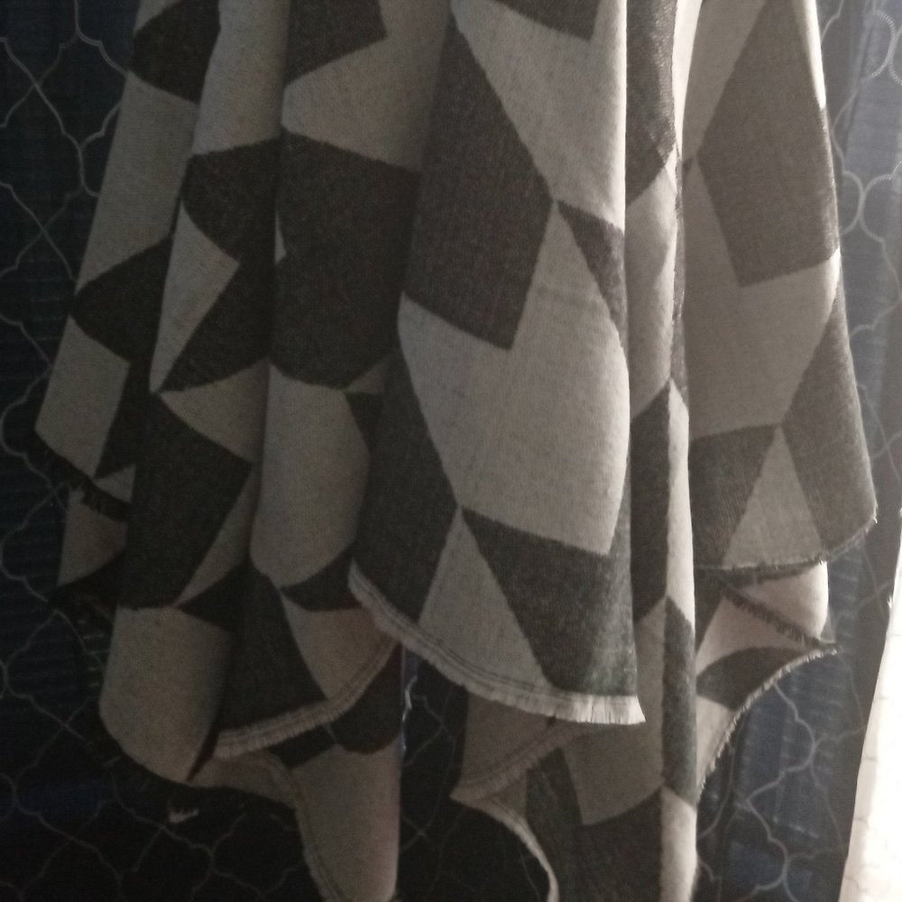Oversize Wrap - Picture 3 of 4